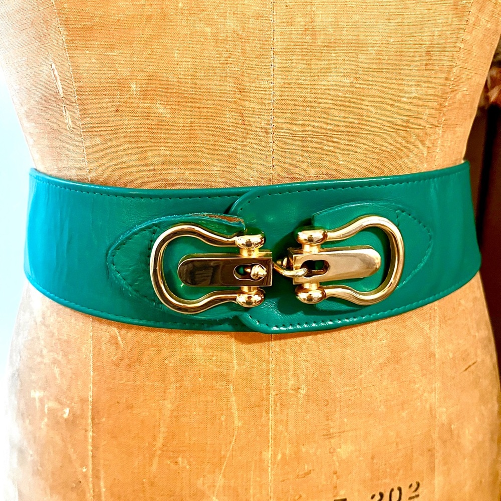 Ginnie Johansen of Dallas Adjustable Designer Wide Green Leather Belt